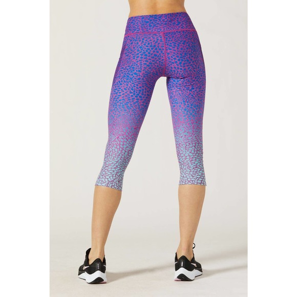 WITH Wear It To Heart Nala Cropped High Waist Legging Celsius Purple Size Medium - Picture 4 of 14